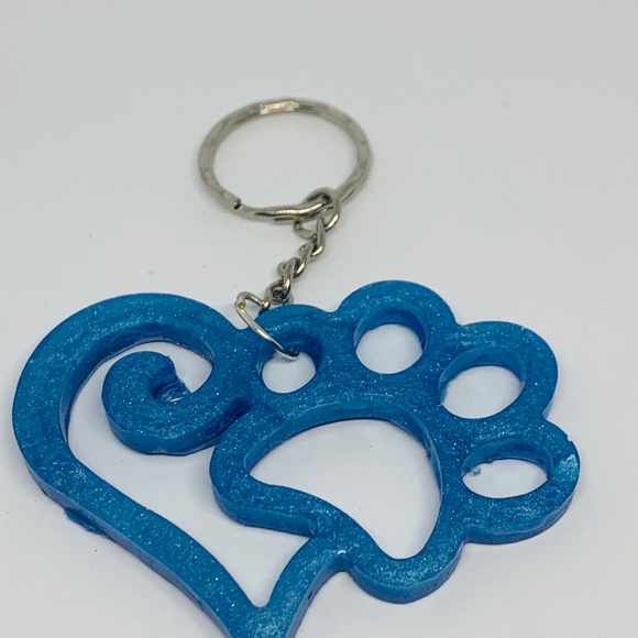 Puppy Love Keychain - Picture 2 of 8